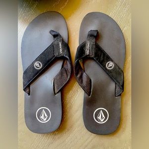 Volcom men’s sandals size 11